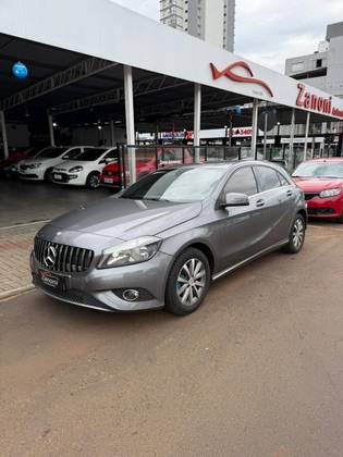 MERCEDES-BENZ CLASSE A 1.6 200 TURBO URBAN GASOLINA 4P AUTOMATIZADO